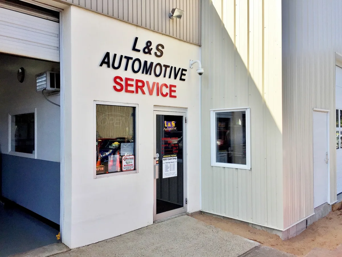 L & S Automotive service entrance