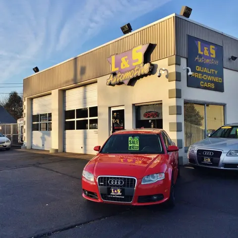 L & S Automotive exterior on Meriden-Waterbury Turnpike